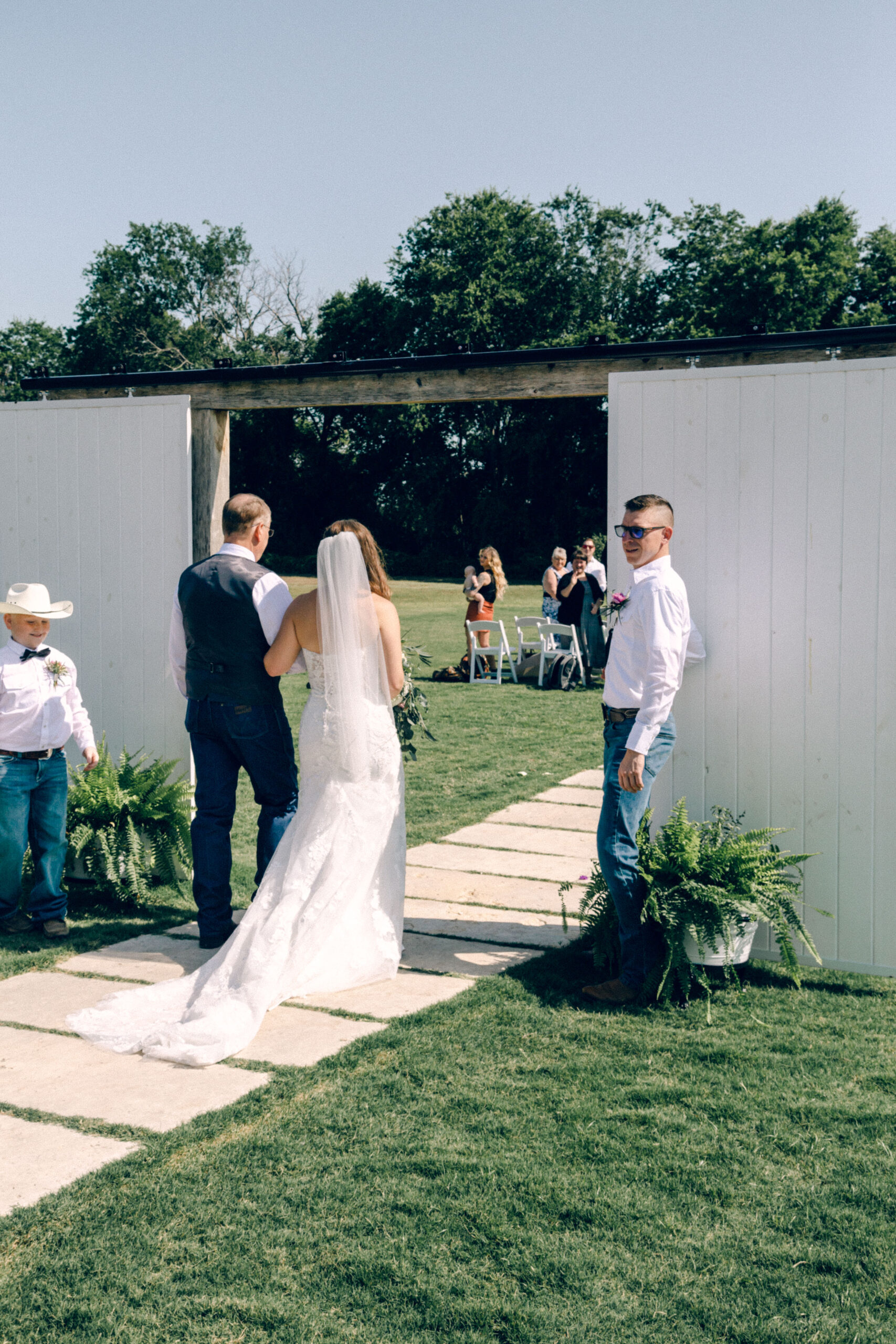 Rae Allen Photography | Bride Walking out to Ceremony